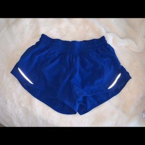 Lulu lemon hotty hot shorts 2.5”